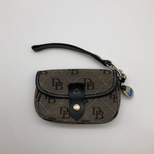 DOONEY AND BOURKE WRISTLET‎ POUCH